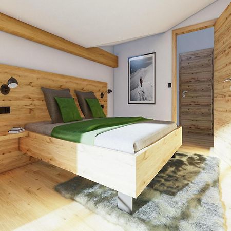 Bergzeit Flat Saalbach Directly On The Ski Piste Dış mekan fotoğraf
